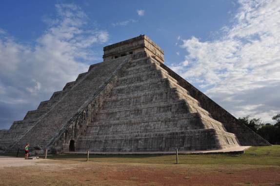 Luz de fim de tarde no El Castillo, em Chichen-Itza, na península do Yucatán, no México